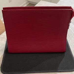 Louis Vuitton Epi pouch 26 Fuchsia
